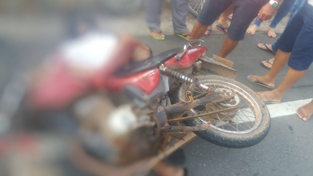 Homem é executado a tiros quando transitava de moto na AL 115 Alagoas