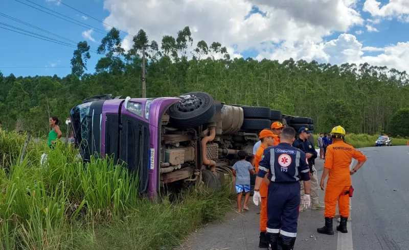 Policial Militar Fica Gravemente Ferido Em Acidente Envolvendo Carro E