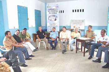 Reunião com o coordenador local do APELL para acertar os detalhes dos planos de emergência