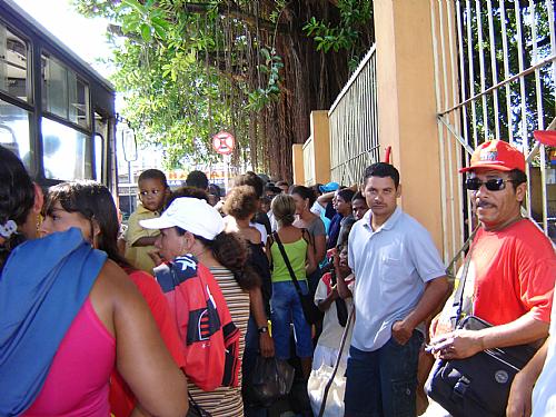 Mais de 2 mil trabalhadores rurais acampam hoje na praça Centenário