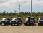 Viaturas da Rádio patrulha cercaram a área externa do presídio