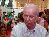 Zagallo durante a visita à Feira Internacional de Artesanato