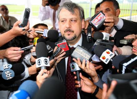 Berzoini não disputa reeleição ao comando nacional do PT