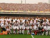 Time do São Paulo campeão pousa para a foto no estádio do Morumbi