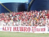 Torcida alvirrubra reclamou da atuação do CRB diante do Igacii