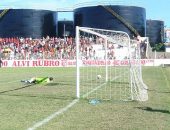 Goleiro do Igaci é vencido por "bomba" de Pires de fora da área