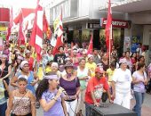 Trabalhadoras rurais participam de protesto