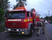 Equipes do Corpo de Bombeiros estiveram no local para retirar vítimas das ferragens