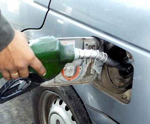 Preço da gasolina em Alagoas é o teceiro mais caro do país