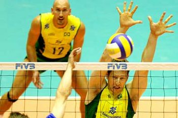 Brasil "passeou" contra a Finlândia a garantiu vitória por 3 sets a 0