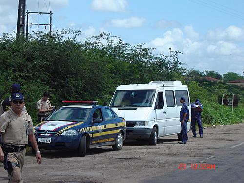 Fiscais da Arsal trabalham em parceria com integrantes do BPRV