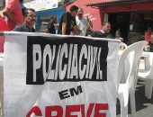 Policiais chegam ao quarto mês de greve