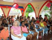 Mães dos formandos presentes na solenidade