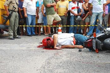 Policial Alfredinho, na época em que estava preso na sede do Tigre