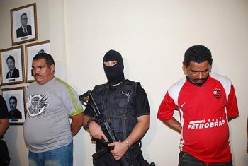 Seqüestrador e assaltante foram apresentados pela Polícia Civil de Alagoas