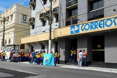 Greve dos Correios continua