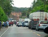 Moradores interditaram a rodovia nas imediações do Povoado Pescaria