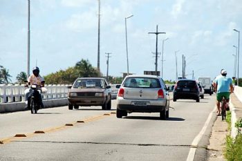 Ponte Divaldo Suruagy terá uma de suas faixas interditadas para manutenção do oleoduto