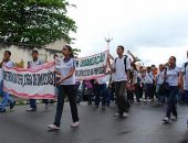 Estudantes protestam contra extinção de curso e sucateamento do Cefet