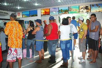 Dona Gildete e a neta passam o Natal na Barra de São Miguel