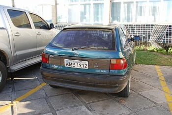 Astra estava sendo conduzido por motorista sem habilitação