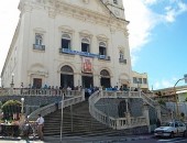 Católicos rendem homenagens à Nossa Senhora dos Prazes