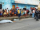 Vítima, ainda não identificada, foi morta a tiros na Avenida Assis Chateaubriand