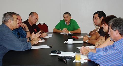 Integrantes do chapão negociam composição para eleições 2010