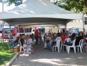 Protesto de servidores aconteceu em frente ao prédio da ALE