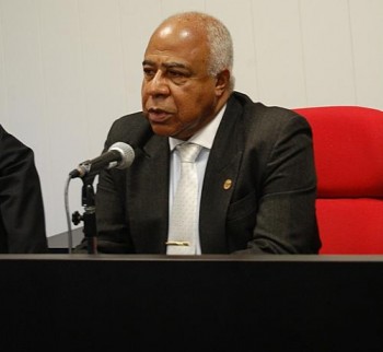 Ministro do Tribunal Superior do Trabalho, Carlos Alberto Reis de Paula