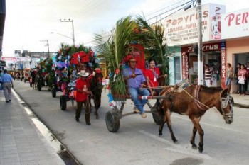 Desfile de carroças é tradição no São João de Arapiraca