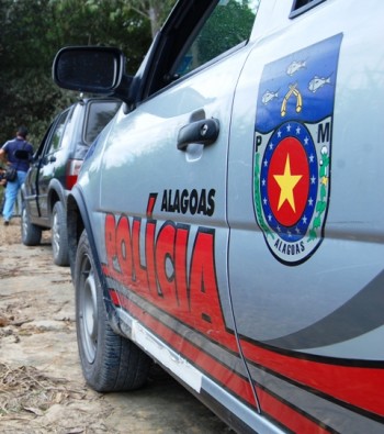 Polícia Militar está no local