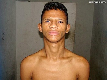 Luiz Carlos Silva da Costa, 20 anos