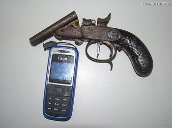 Pistola tipo garrucha calibre 32