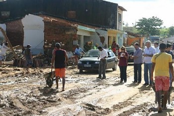 Antonio Albuquerque esteve em Branquinha e outros municípios