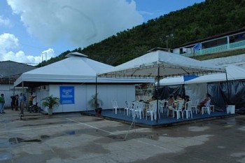 Hospital móvel está montado em Santana do Mundaú