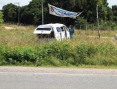 Veículo Celta teria 'trancado' Kombi na AL-101 Sul