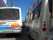 Ônibus permaneceram parados durante horas no Centro