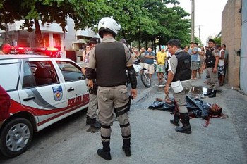 Guardador de carros também seria morador de rua