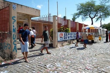 Votação tranquila nas primeiras horas do 2º turno