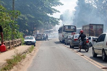 Sem saída: motoristas mais uma vez impedidos de trafegar