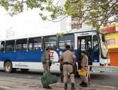 Militares começam a embarcar para o interior do Estado