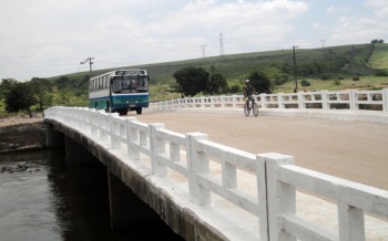 Ponte de acesso a Ilha Angelita