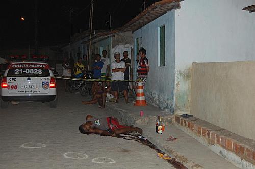 José Diogo, 18, estava bebendo com os amigos.