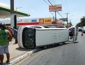 Condutor da van foi preso e levado à Central de Polícia