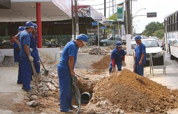 Obra na Fernandes Lima