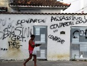 Casa do atirador em Realengo amanheceu pichada no sábado