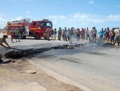 Moradores protestam contra paralisação das obras em Cruz das Almas