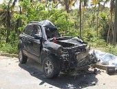 Tucson ficou completamente destruída após colisão com ônibus