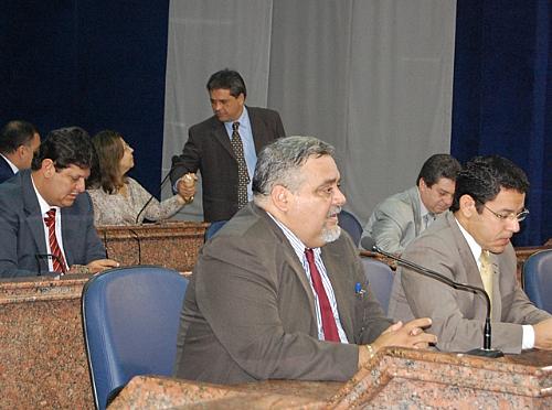 Presidente da Comissão, Théo Fortes, também salientou a corrida contra o tempo.